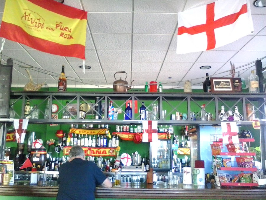 Bar-Cafetería Monte La Herrada