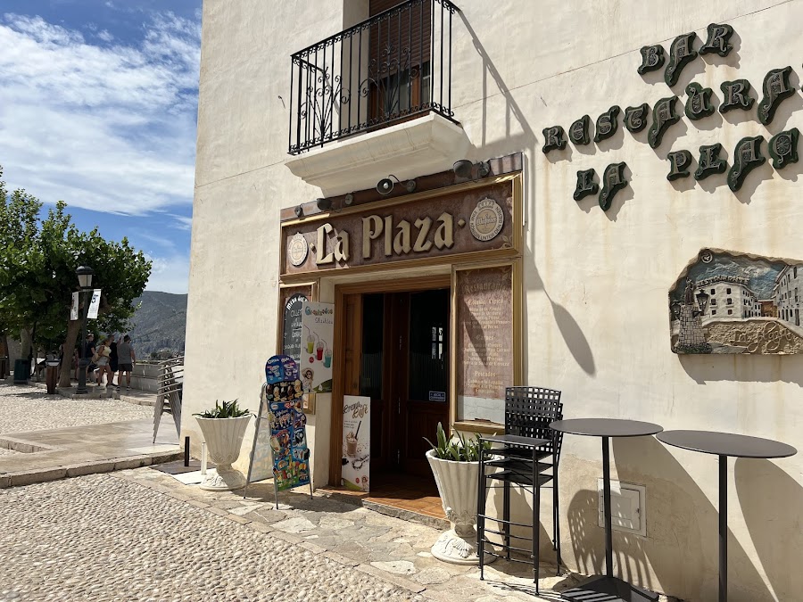 Bar Restaurante la Plaza