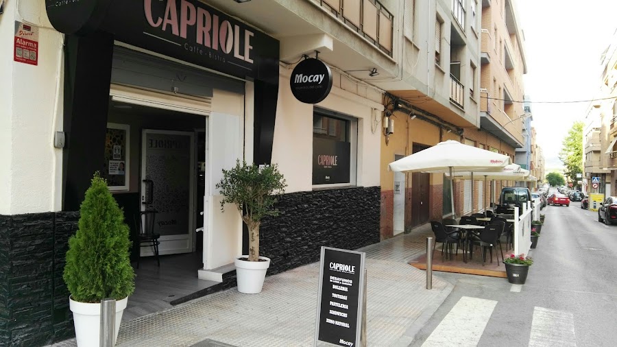 CAPRIOLE Caffé - Bistro