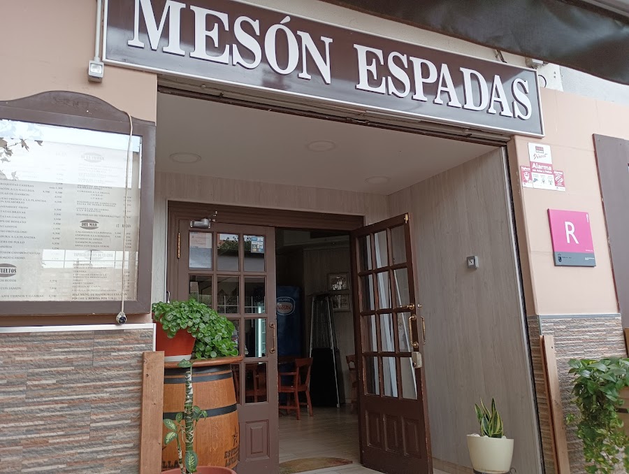Mesón Espadas
