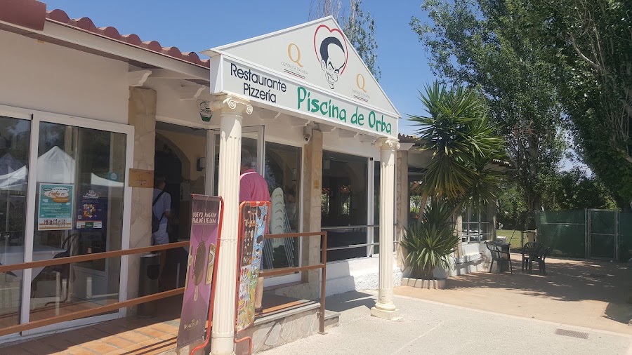 Restaurante Pizzería Piscina d