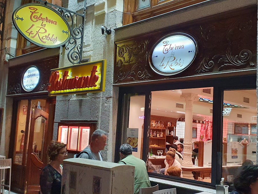 Taberna Los 4 Robles. Cerrado por vacaciones hasta el 2 de agosto inclusive.