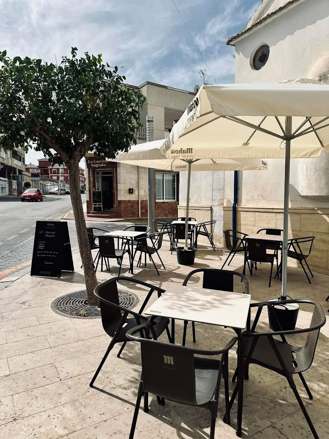 La Cantina Sagrada