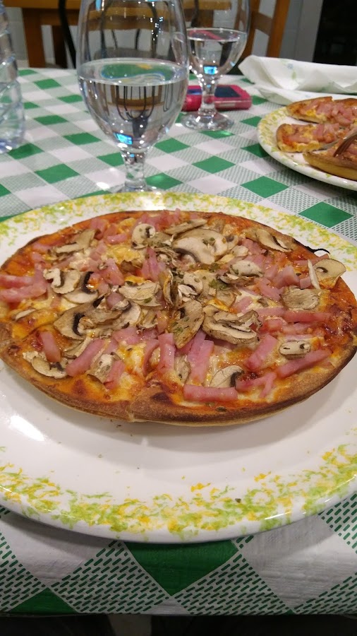 Pizzeria di Gloria